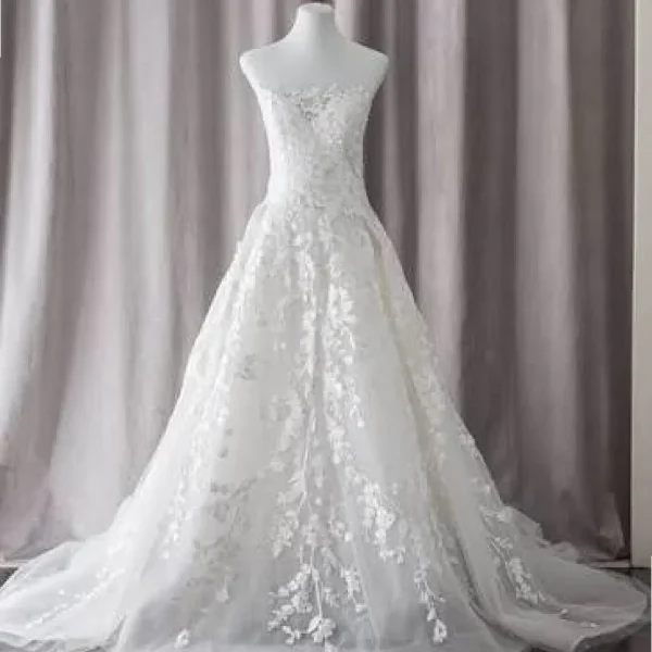 Ball Gown – A6 White